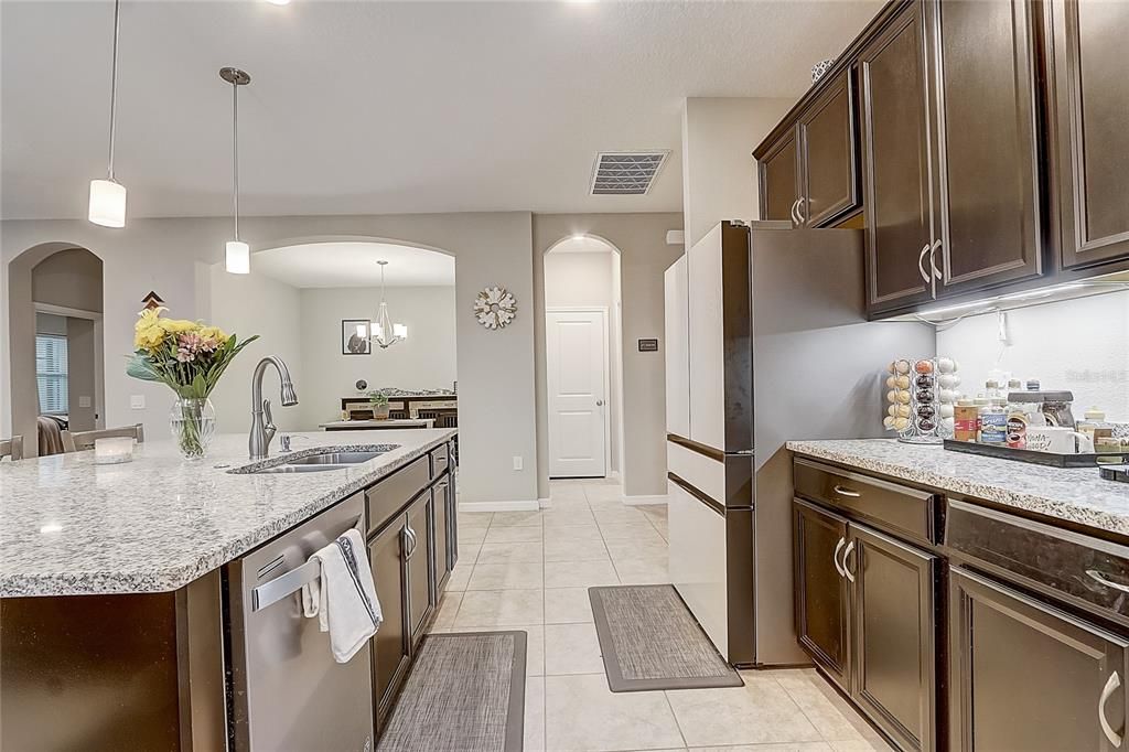 Recently Sold: $540,000 (3 beds, 2 baths, 2000 Square Feet)