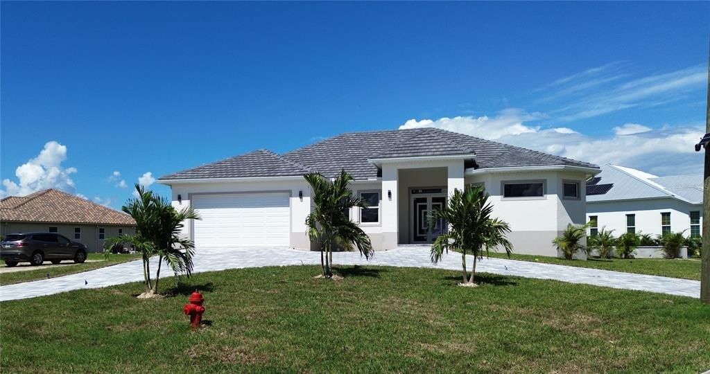 Recently Sold: $1,100,000 (4 beds, 3 baths, 3018 Square Feet)