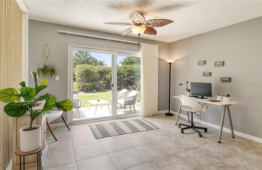 Recently Sold: $356,900 (1 beds, 1 baths, 912 Square Feet)