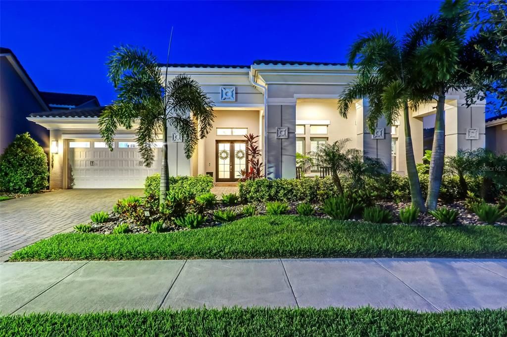 Vendido Recientemente: $1,500,000 (5 camas, 5 baños, 4525 Pies cuadrados)