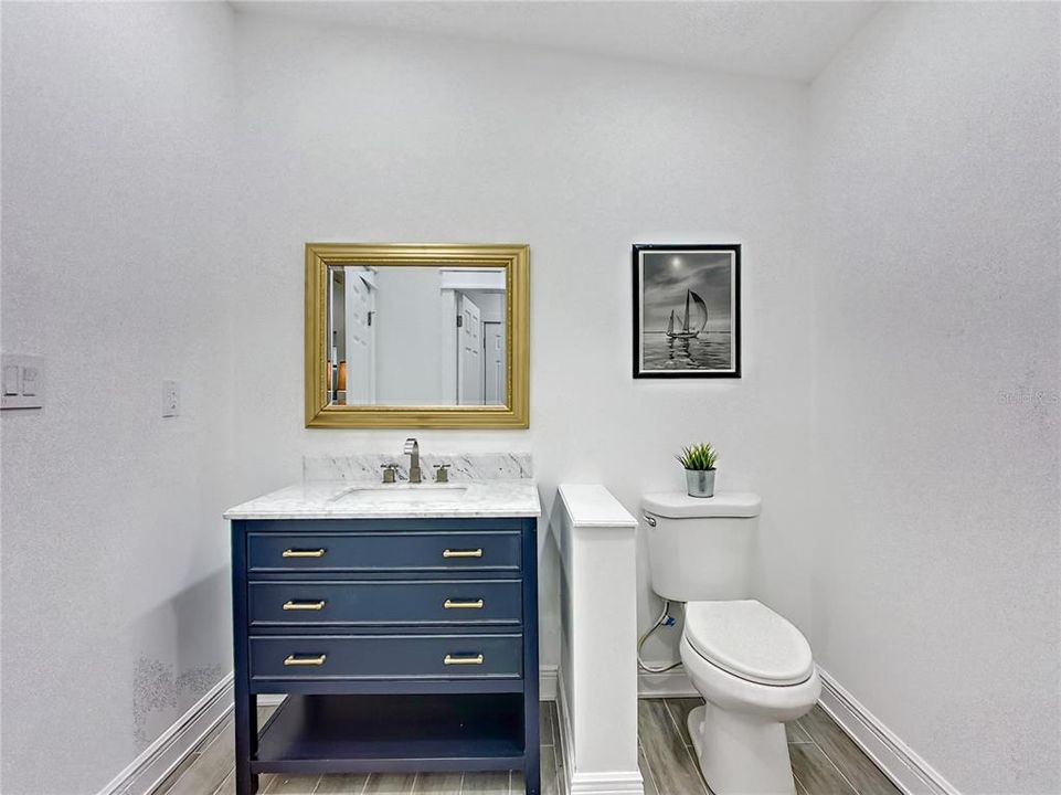 最近售出: $410,000 (2 贝兹, 1 浴室, 1400 平方英尺)