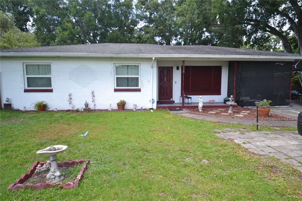 Recently Sold: $275,000 (3 beds, 1 baths, 1140 Square Feet)