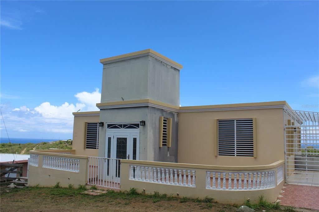 Recently Sold: $399,000 (7 beds, 4 baths, 2500 Square Feet)