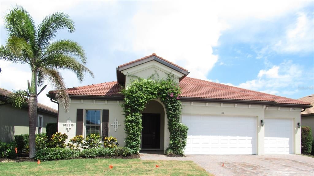Recently Sold: $1,004,461 (3 beds, 2 baths, 2540 Square Feet)