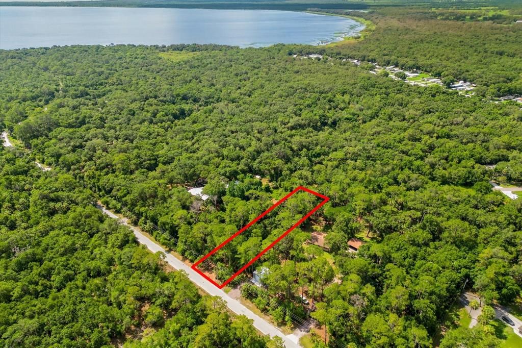 На продажу: $65,000 (0.94 acres)