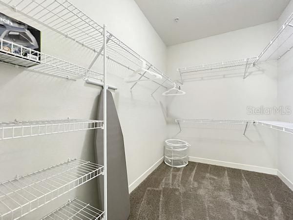 For Rent: $4,090 (2 beds, 2 baths, 2150 Square Feet)