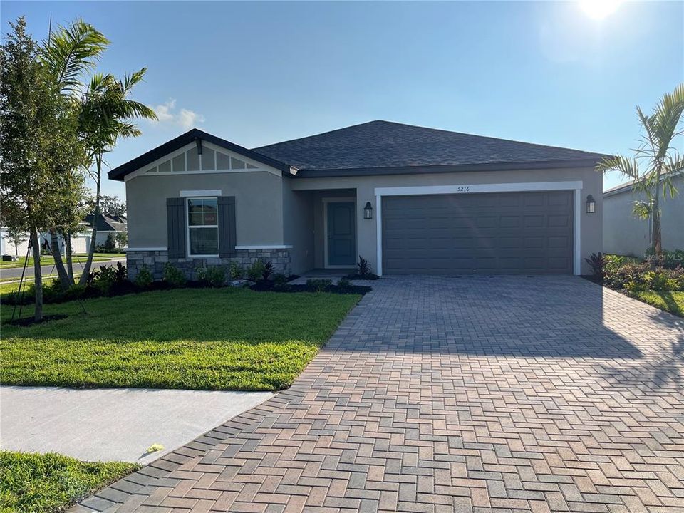 Recently Sold: $383,635 (3 beds, 3 baths, 1519 Square Feet)