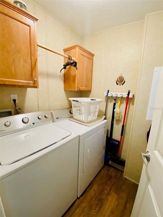 Home 2 - Laundry Room