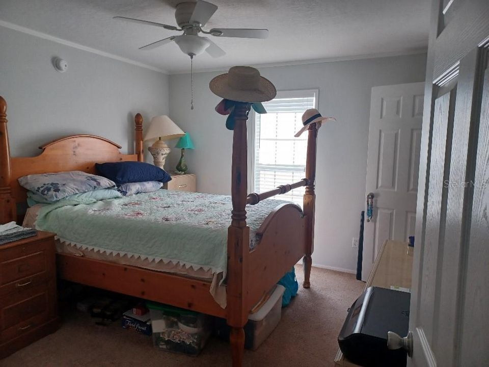 For Sale: $249,999 (2 beds, 2 baths, 1188 Square Feet)