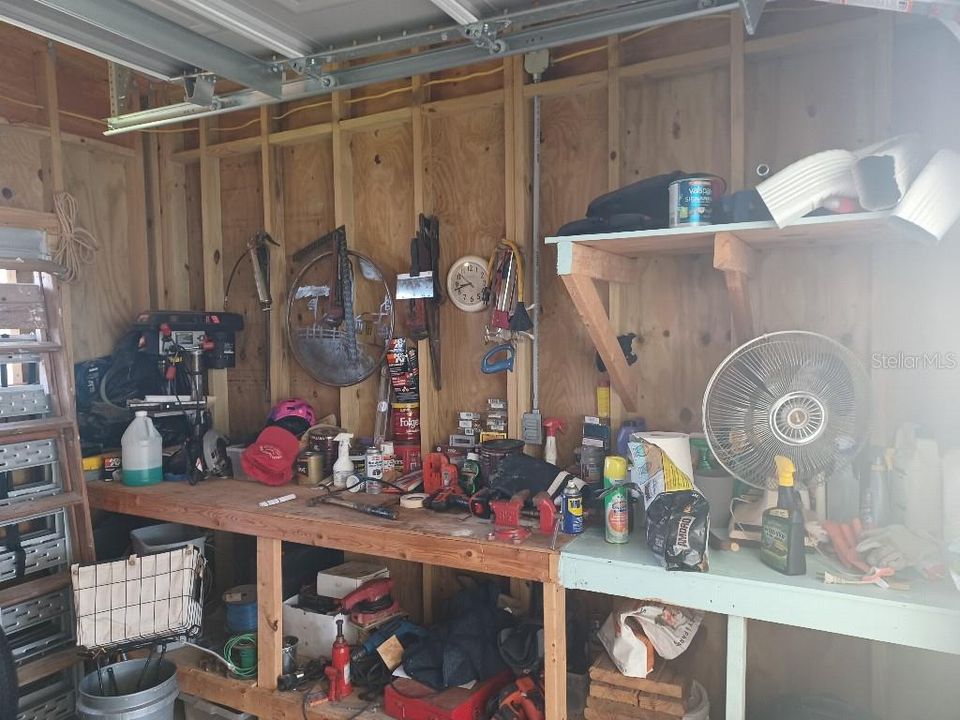 For Sale: $249,999 (2 beds, 2 baths, 1188 Square Feet)