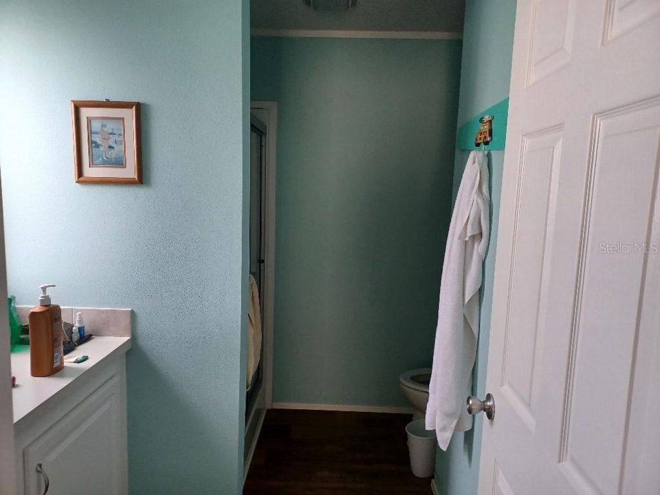 For Sale: $249,999 (2 beds, 2 baths, 1188 Square Feet)