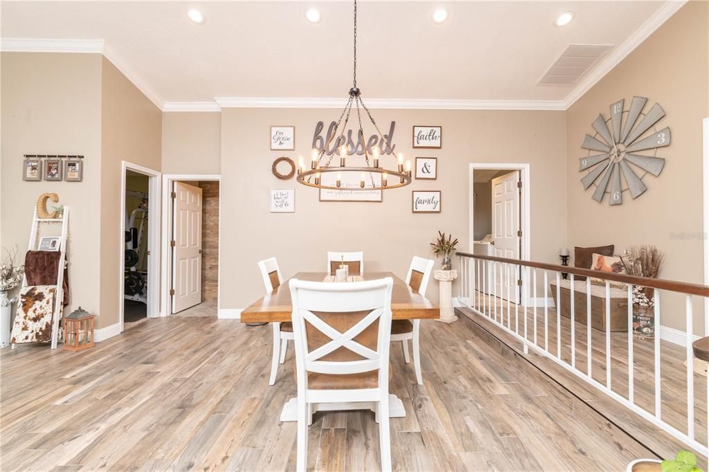 Recently Sold: $500,000 (3 beds, 2 baths, 1800 Square Feet)