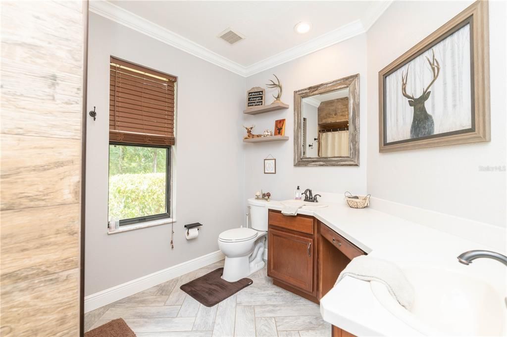 Recently Sold: $500,000 (3 beds, 2 baths, 1800 Square Feet)