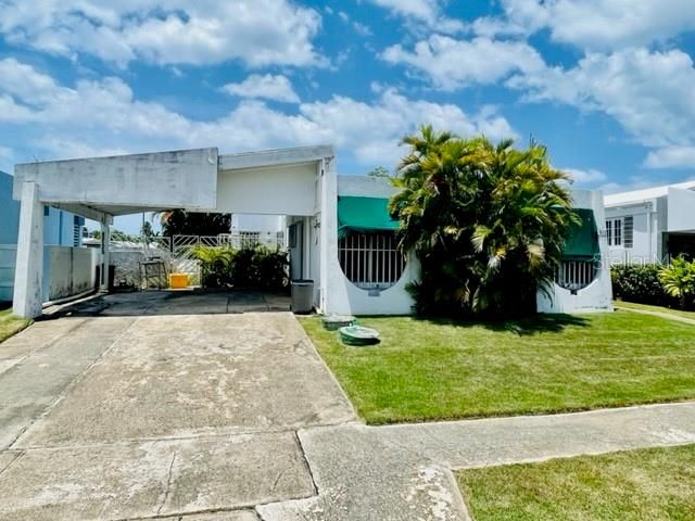 Vendido Recientemente: $359,500 (3 camas, 2 baños, 1300 Pies cuadrados)