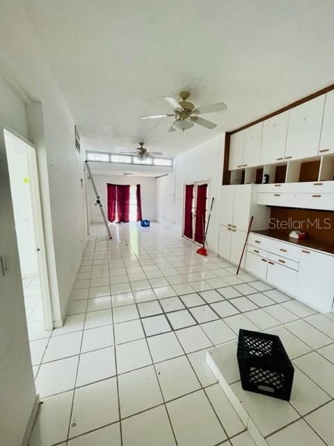 Vendido Recientemente: $359,500 (3 camas, 2 baños, 1300 Pies cuadrados)