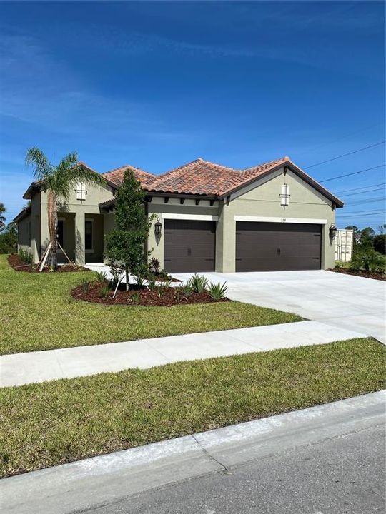 Recently Sold: $666,935 (3 beds, 3 baths, 2014 Square Feet)