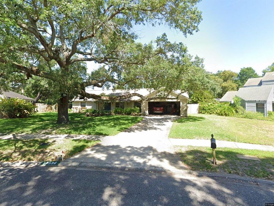 最近售出: $420,000 (4 贝兹, 2 浴室, 2245 平方英尺)