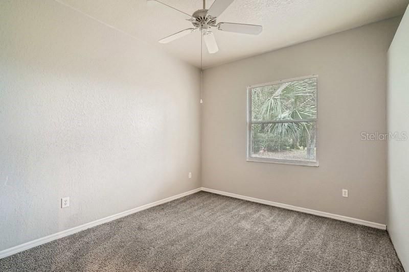 Recently Rented: $1,945 (3 beds, 2 baths, 1762 Square Feet)