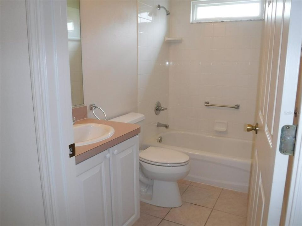 最近租的: $2,500 (3 贝兹, 2 浴室, 1956 平方英尺)