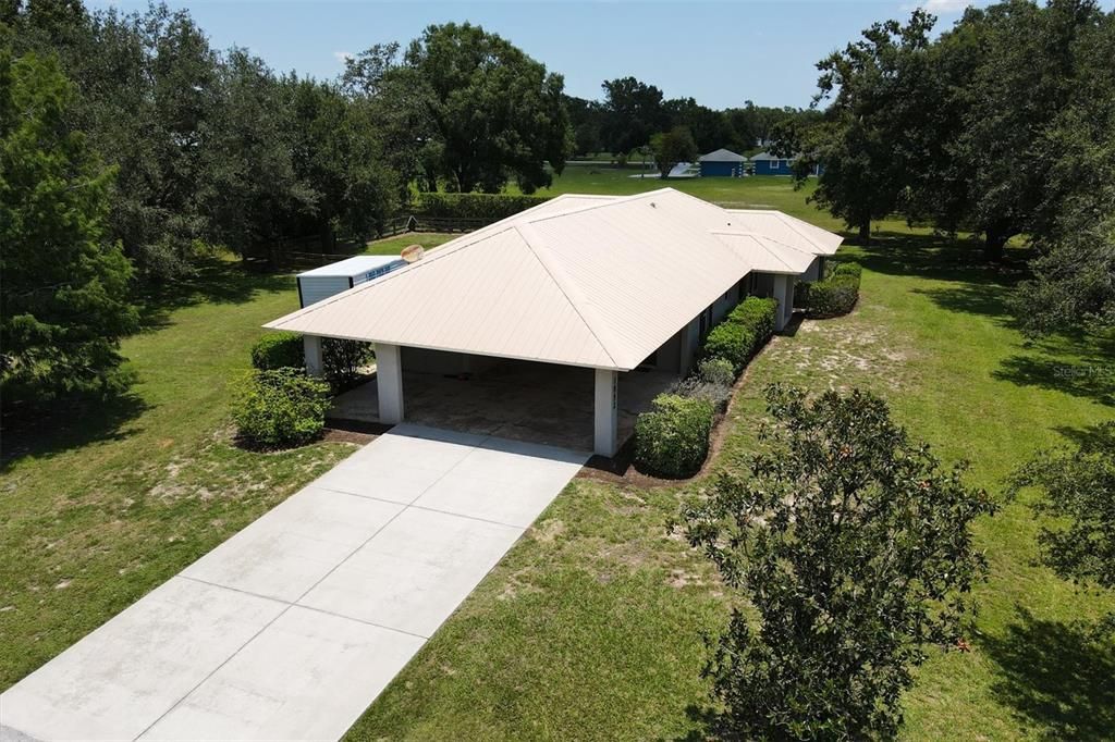 Recently Sold: $430,000 (3 beds, 2 baths, 1724 Square Feet)