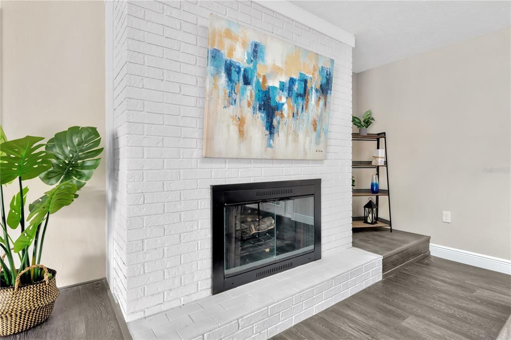 Recently Sold: $469,900 (4 beds, 2 baths, 2418 Square Feet)