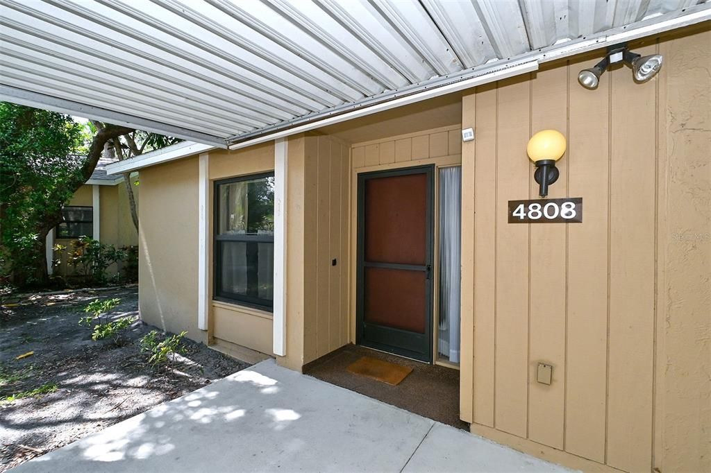 Recently Sold: $245,000 (2 beds, 2 baths, 1176 Square Feet)