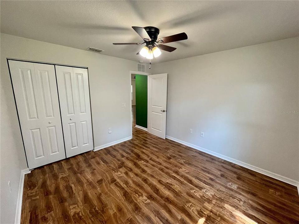 Recently Rented: $2,600 (3 beds, 2 baths, 1552 Square Feet)