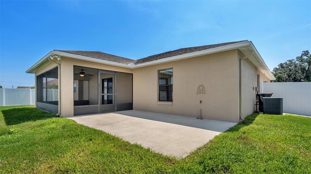 Recently Sold: $359,900 (3 beds, 2 baths, 1718 Square Feet)