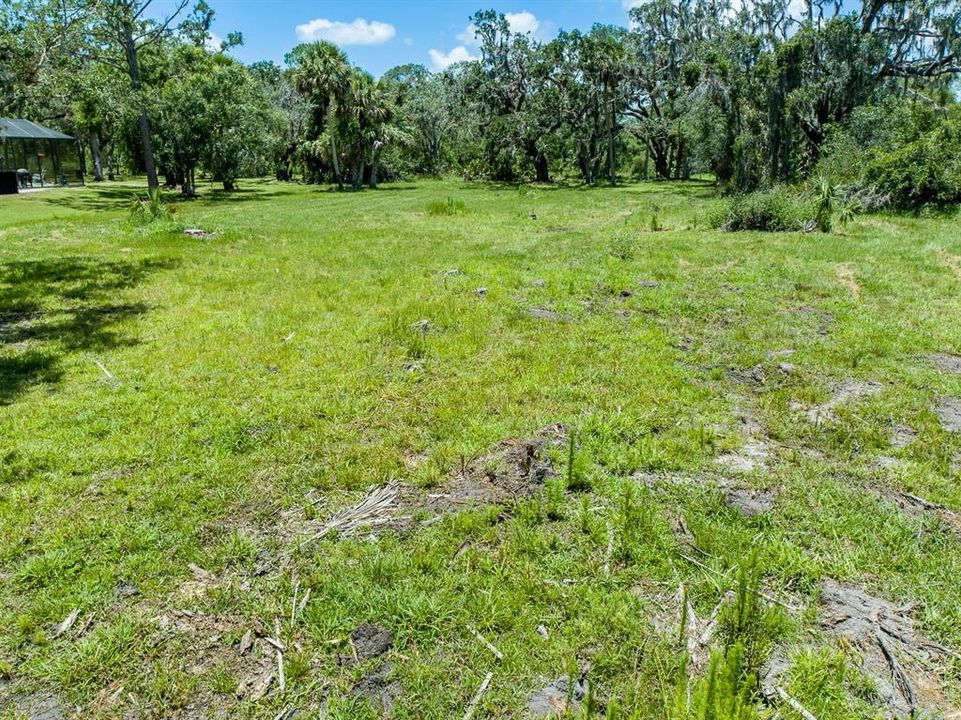 Недавно продано: $275,000 (0.93 acres)