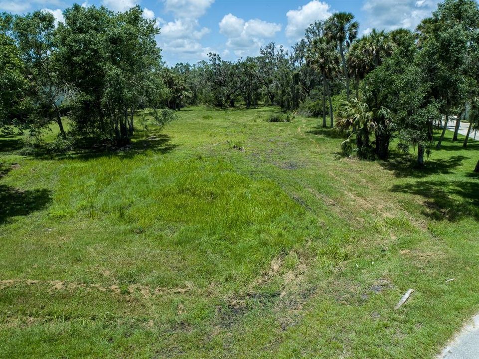 Vendido Recientemente: $275,000 (0.93 acres)