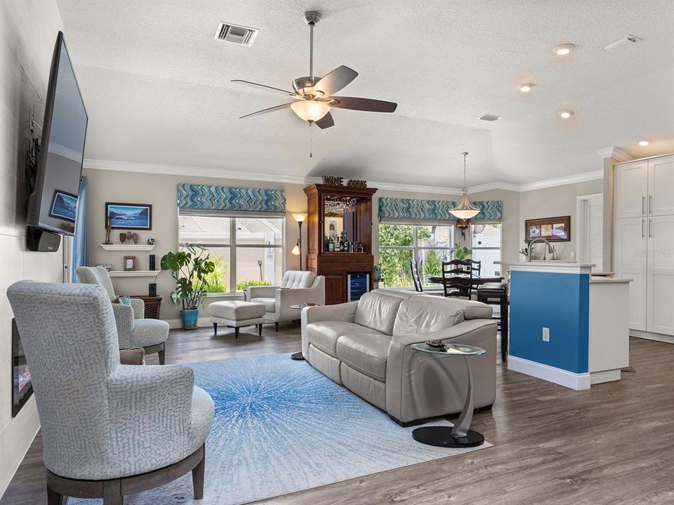 Open floorplan with textured knockdown ceilings