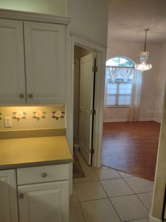 Recently Rented: $2,500 (3 beds, 2 baths, 2072 Square Feet)