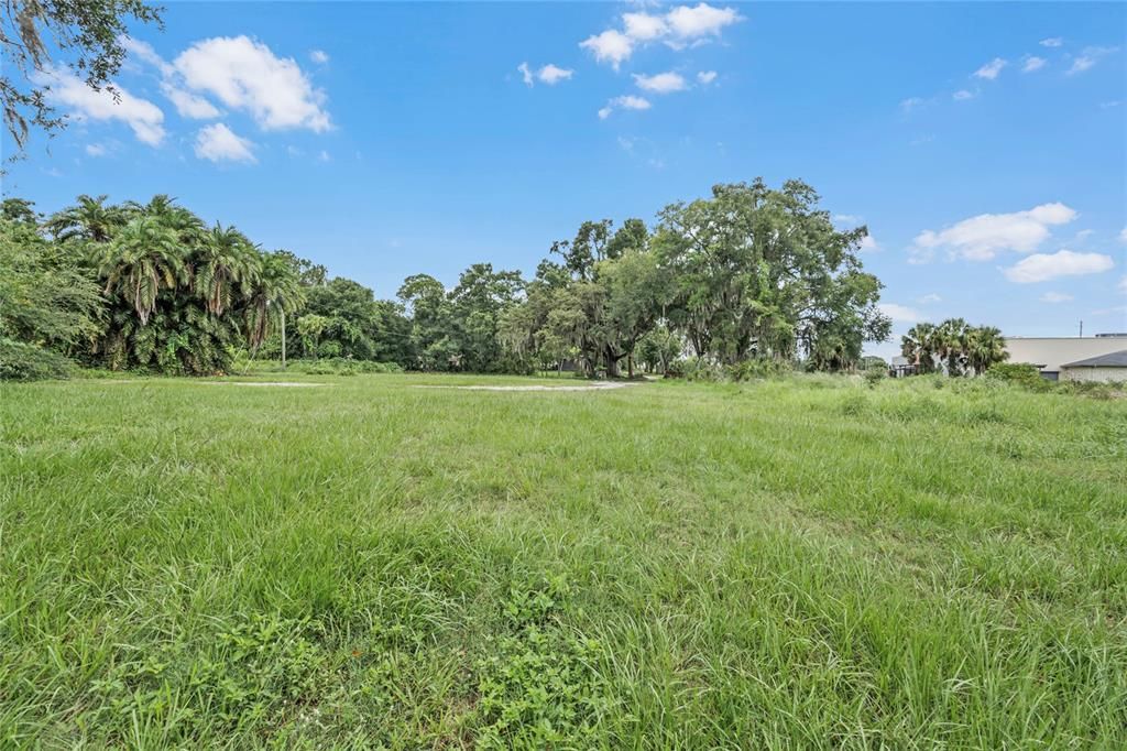 Active With Contract: $749,900 (8.87 acres)