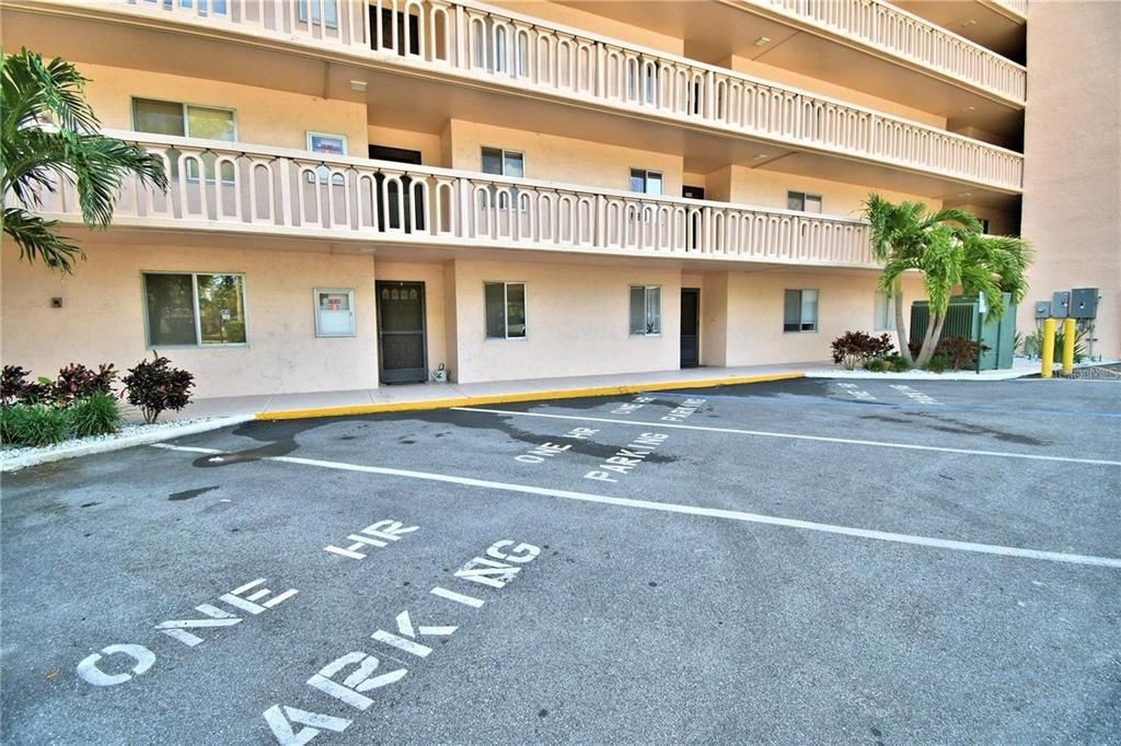 Recently Sold: $144,900 (2 beds, 2 baths, 1347 Square Feet)