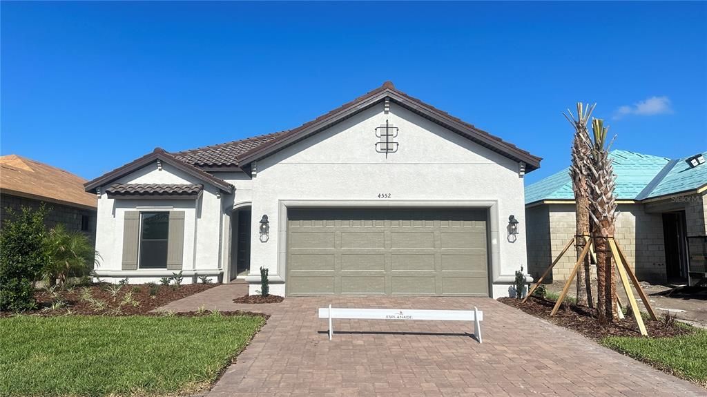 Recently Sold: $622,215 (3 beds, 3 baths, 2275 Square Feet)