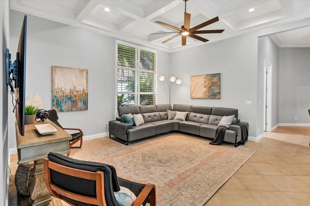 Recently Sold: $1,400,000 (4 beds, 3 baths, 3555 Square Feet)