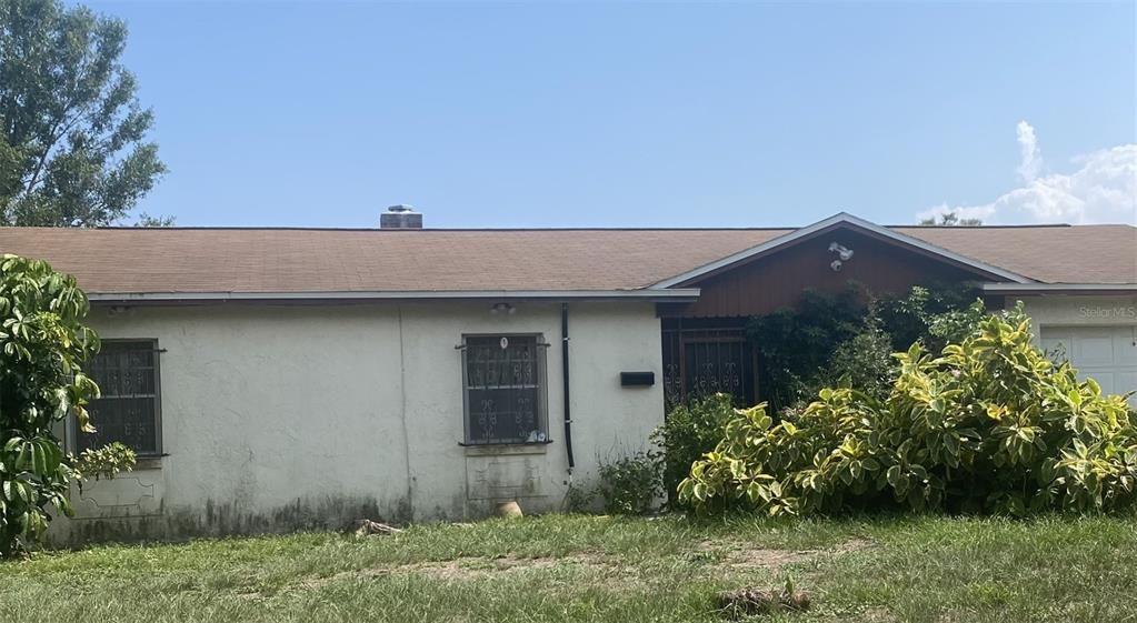 Recently Sold: $380,000 (3 beds, 2 baths, 1629 Square Feet)