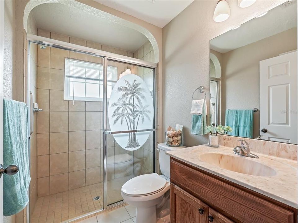 最近售出: $360,000 (3 贝兹, 2 浴室, 1474 平方英尺)