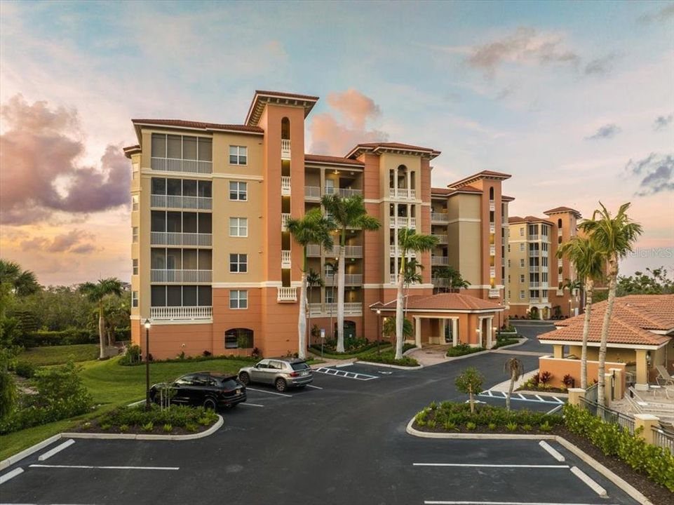 Welcome to Estero Bayside!