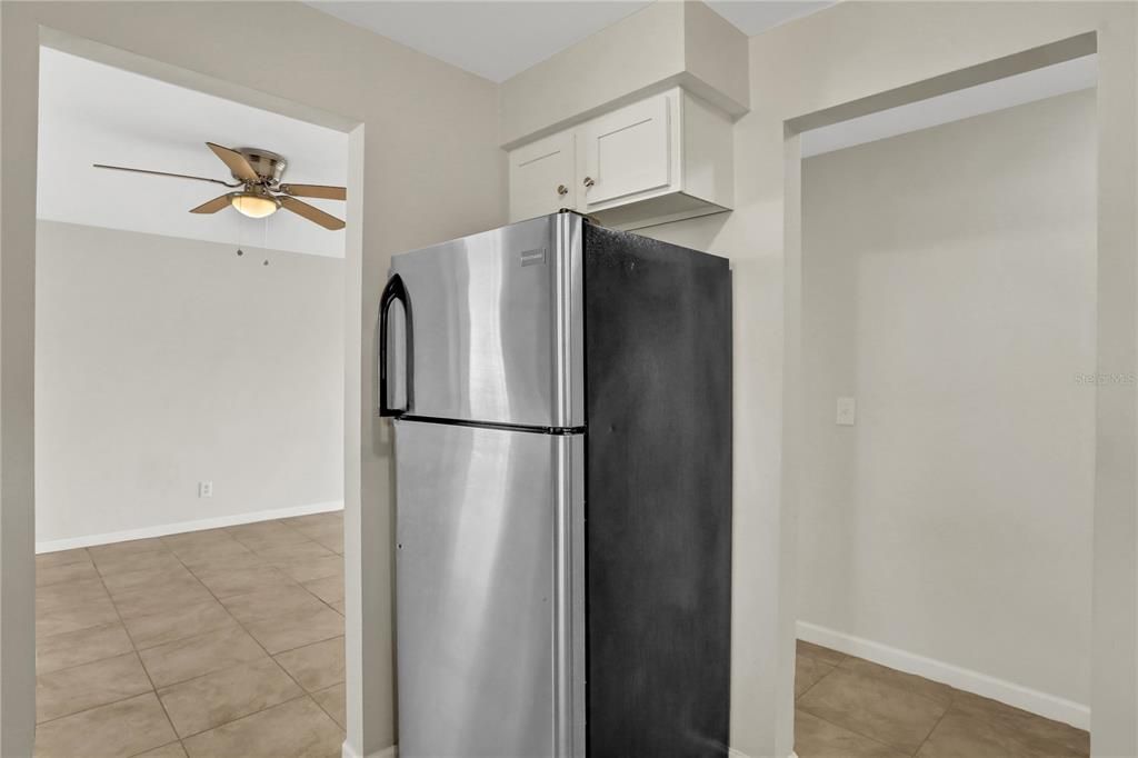Recently Rented: $1,000 (1 beds, 1 baths, 725 Square Feet)