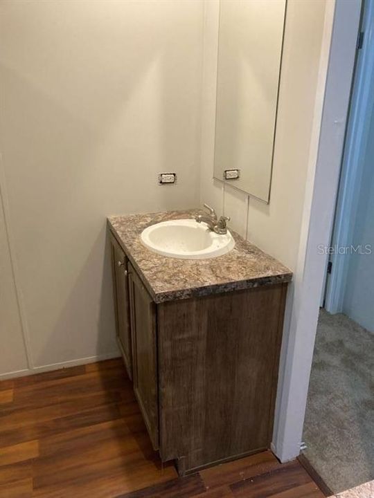 Vendido Recientemente: $169,900 (4 camas, 2 baños, 2052 Pies cuadrados)