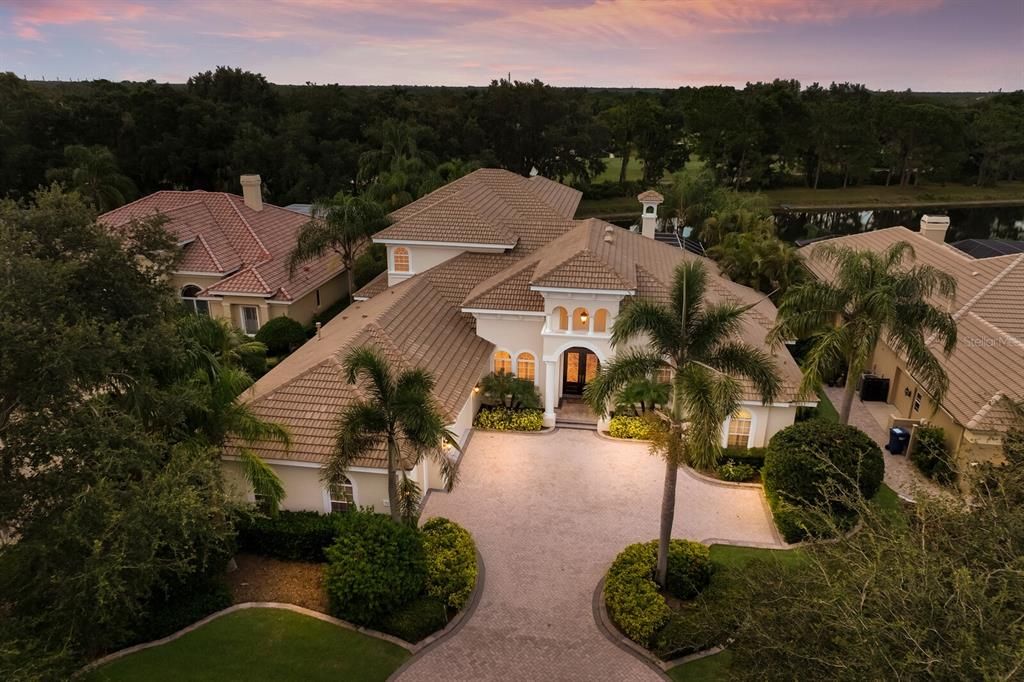 Recently Sold: $2,350,000 (4 beds, 5 baths, 5474 Square Feet)