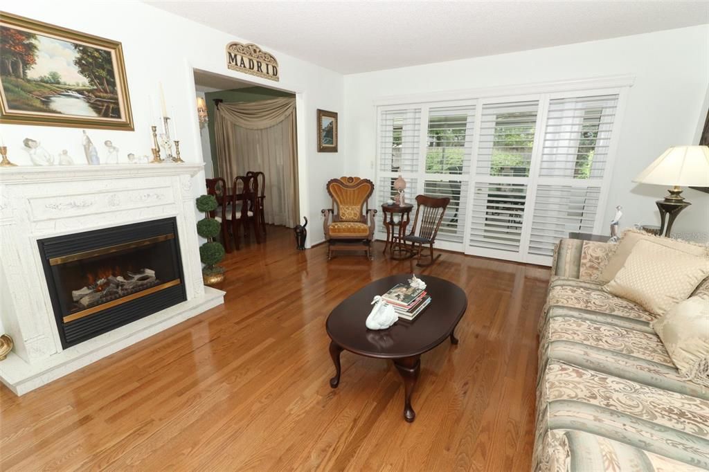Formal Living Room 18 X 13'3" with Real Oak Floors...