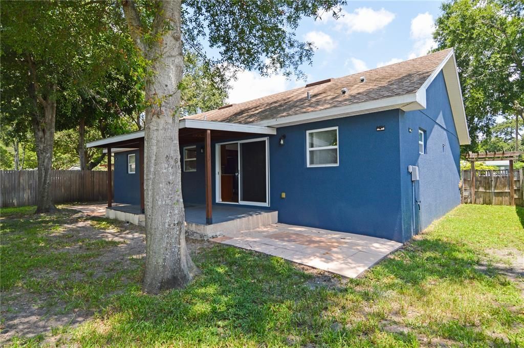 Recently Rented: $2,850 (3 beds, 2 baths, 1600 Square Feet)