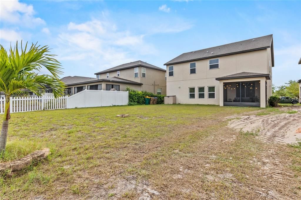 Recently Sold: $490,000 (4 beds, 2 baths, 2620 Square Feet)