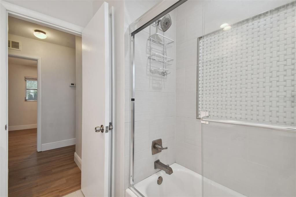 Недавно арендовано: $2,700 (4 спален, 2 ванн, 1689 Квадратных фут)