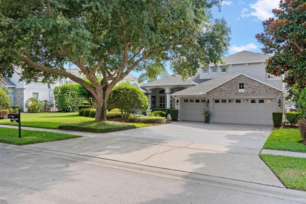 Recently Sold: $1,595,000 (5 beds, 3 baths, 3740 Square Feet)