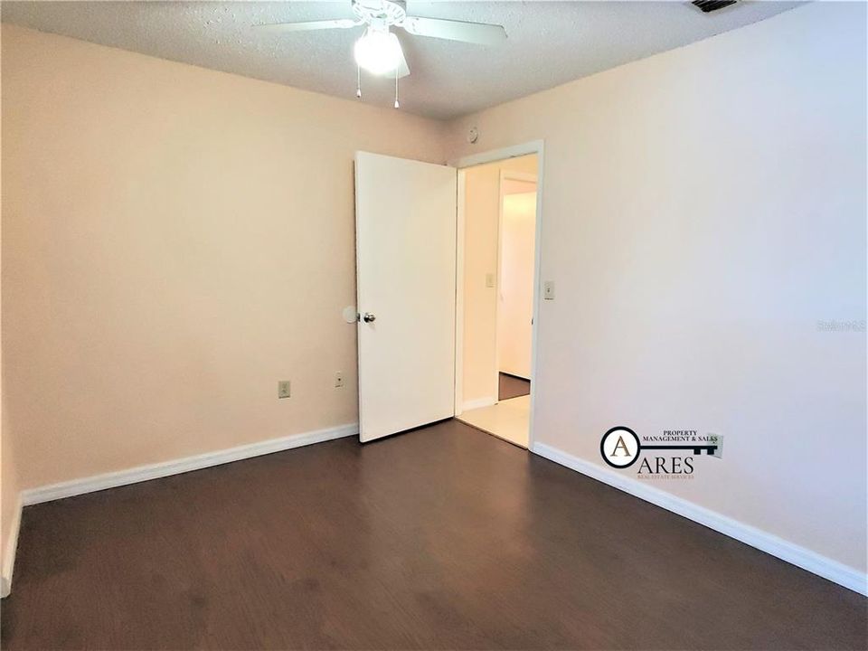 Recently Rented: $1,450 (2 beds, 2 baths, 950 Square Feet)