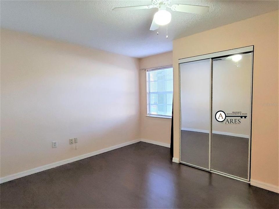 Recently Rented: $1,450 (2 beds, 2 baths, 950 Square Feet)
