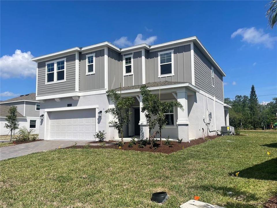 Recently Sold: $482,672 (4 beds, 2 baths, 2571 Square Feet)
